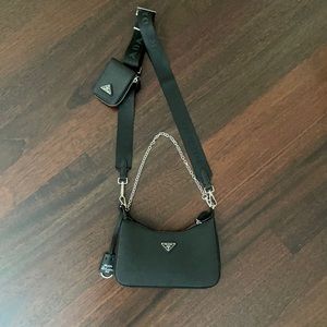 Prada Re-Edition 2005 bag